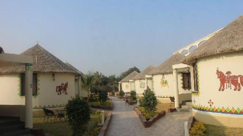 Seven Sky Clarks Exotica Hotel Bhuj Exterior photo