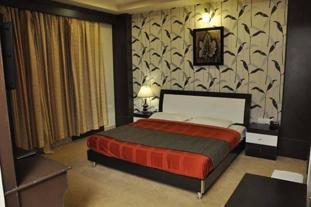 Seven Sky Clarks Exotica Hotel Bhuj Room photo